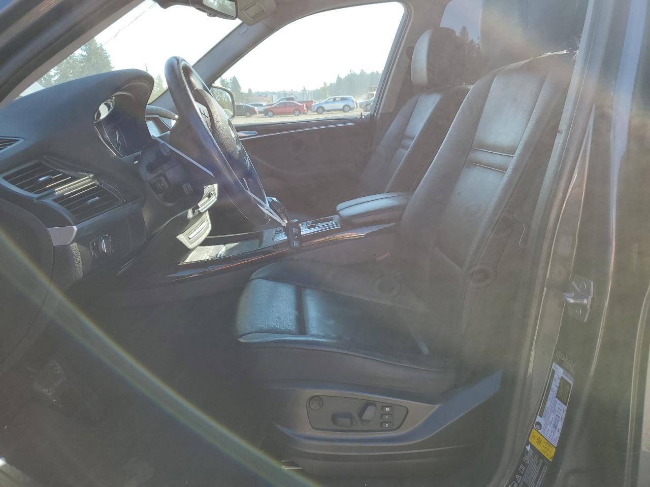 2012 BMW X5 xDrive35I - Image 7
