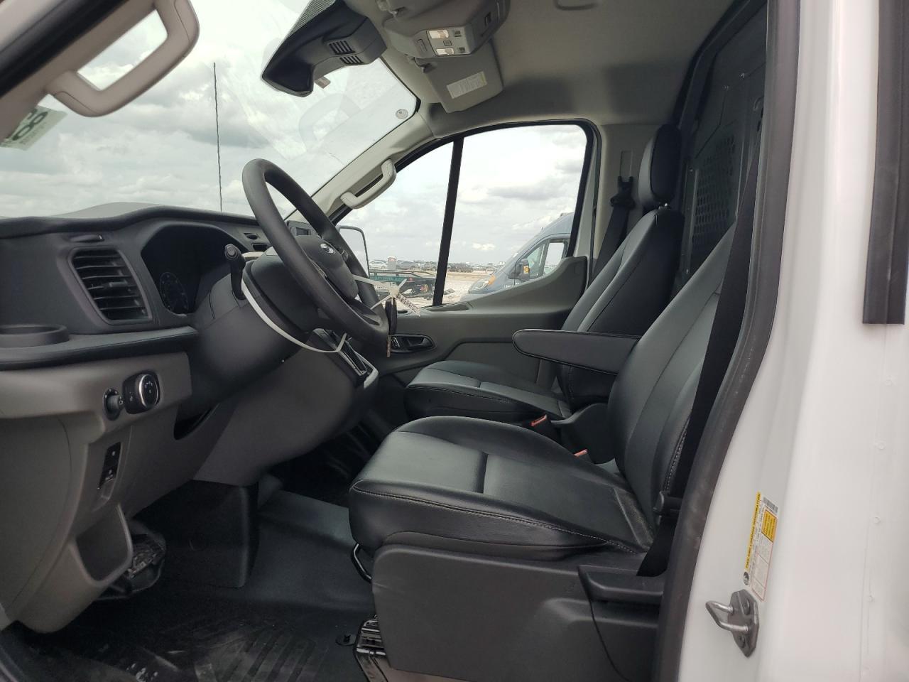 2024 Ford Transit T-250 - Фото 7