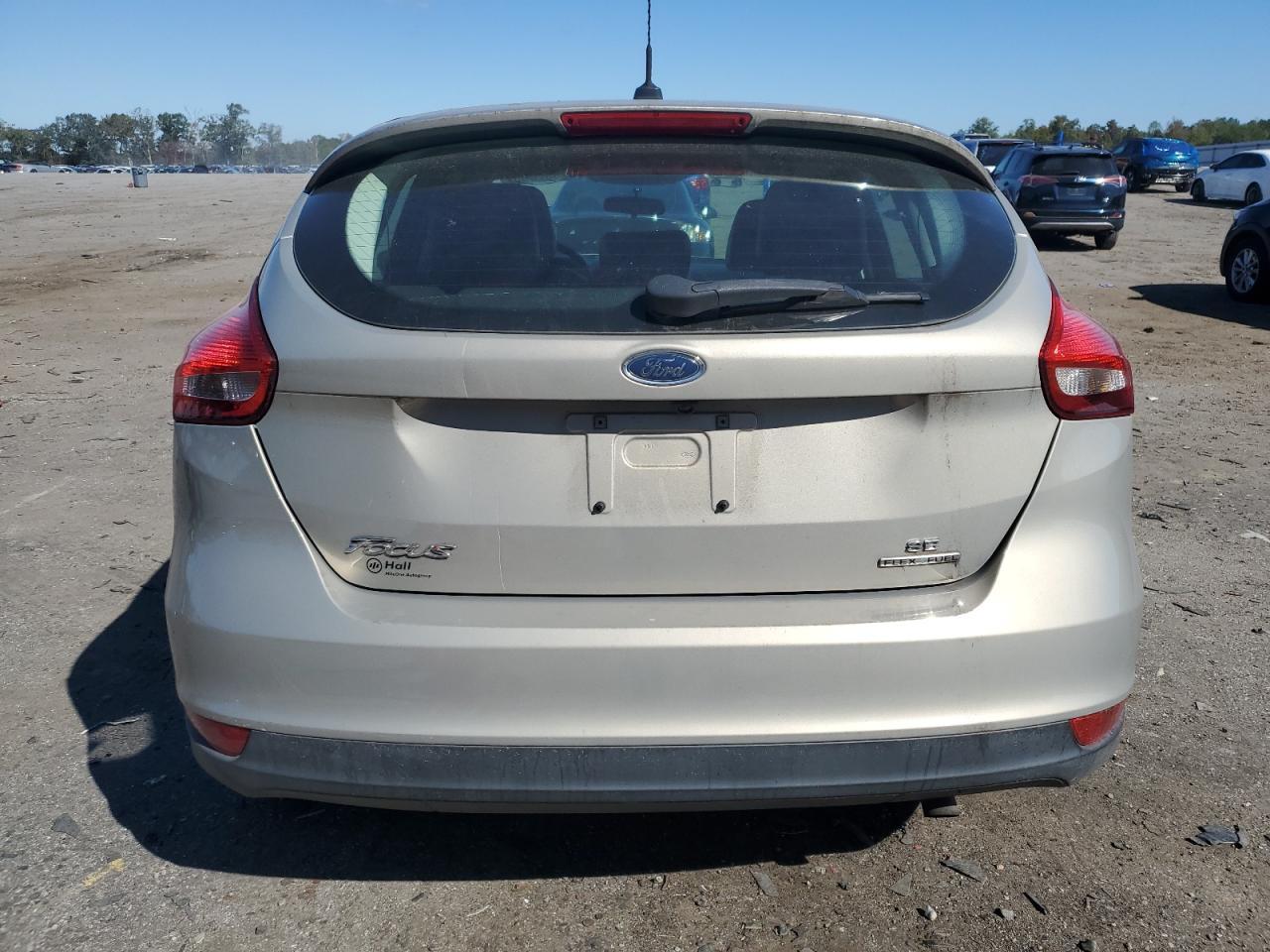 2015 Ford Focus Se - Фото 6