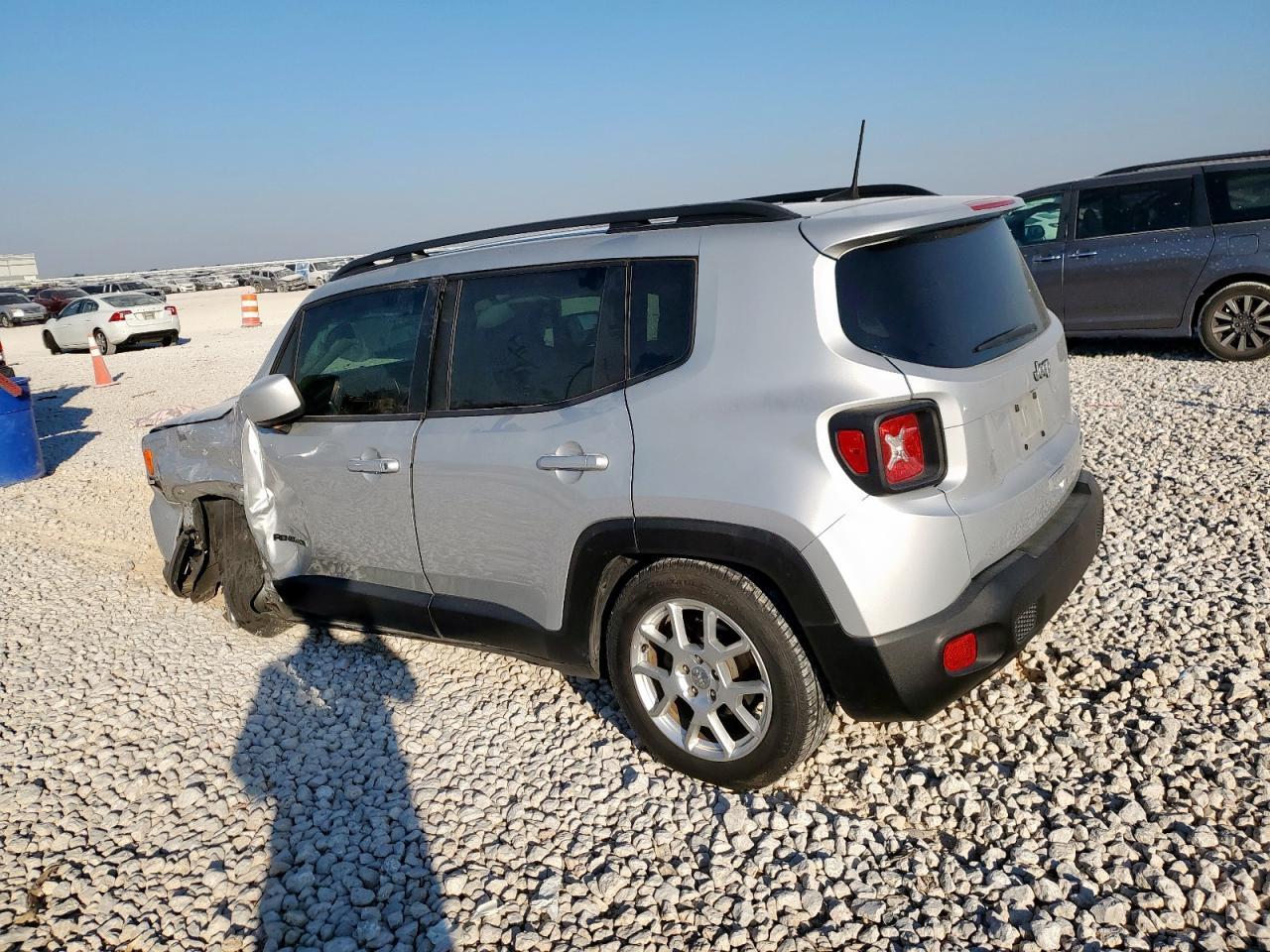 2020 Jeep Renegade Latitude - Фото 2