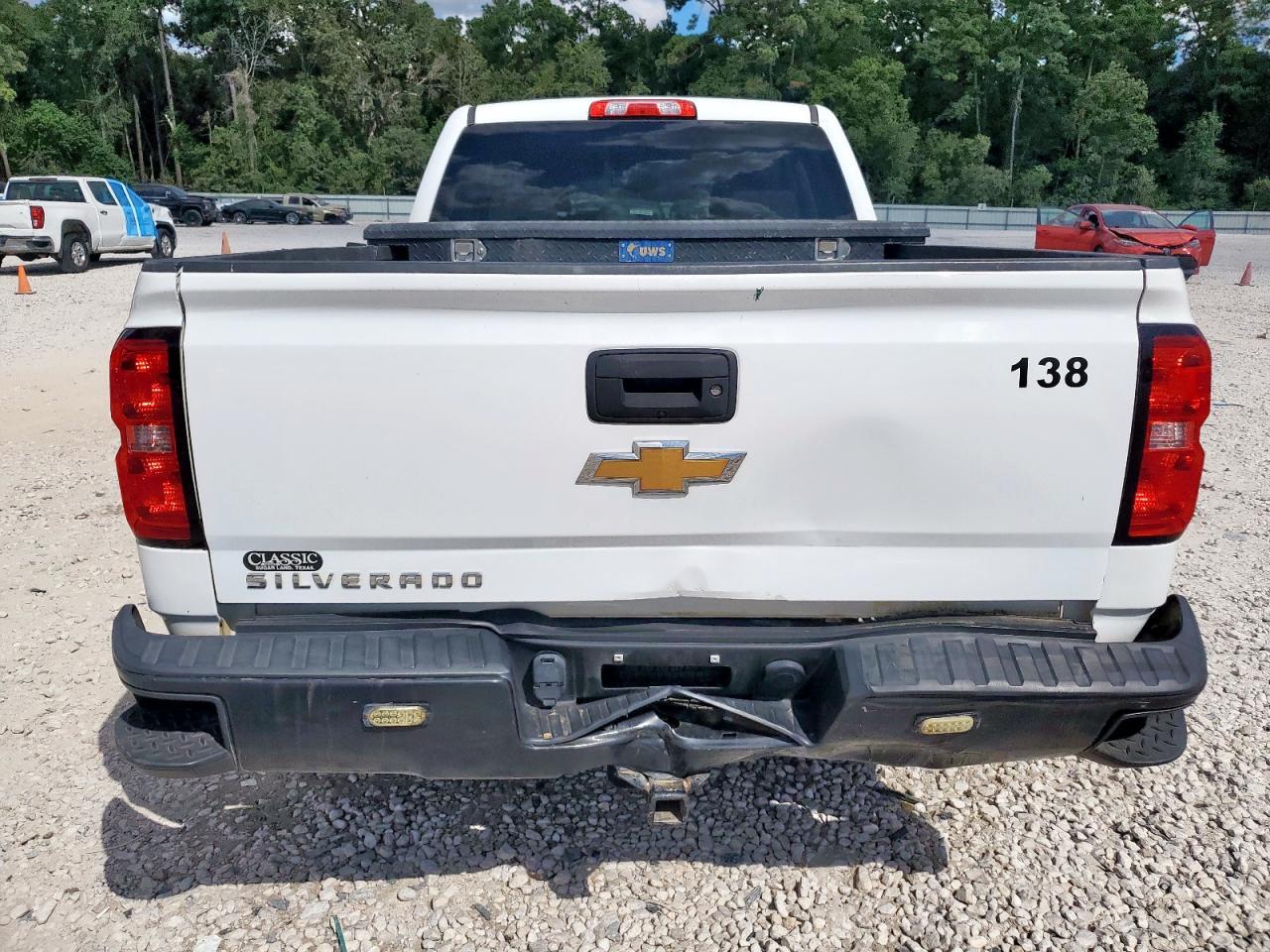 2017 Chevrolet Silverado C1500 - Image 6