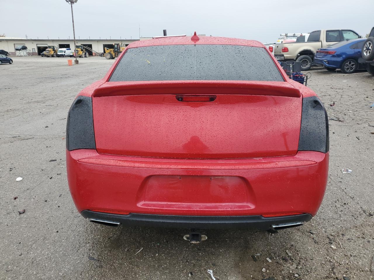 2017 Chrysler 300 S - Image 6