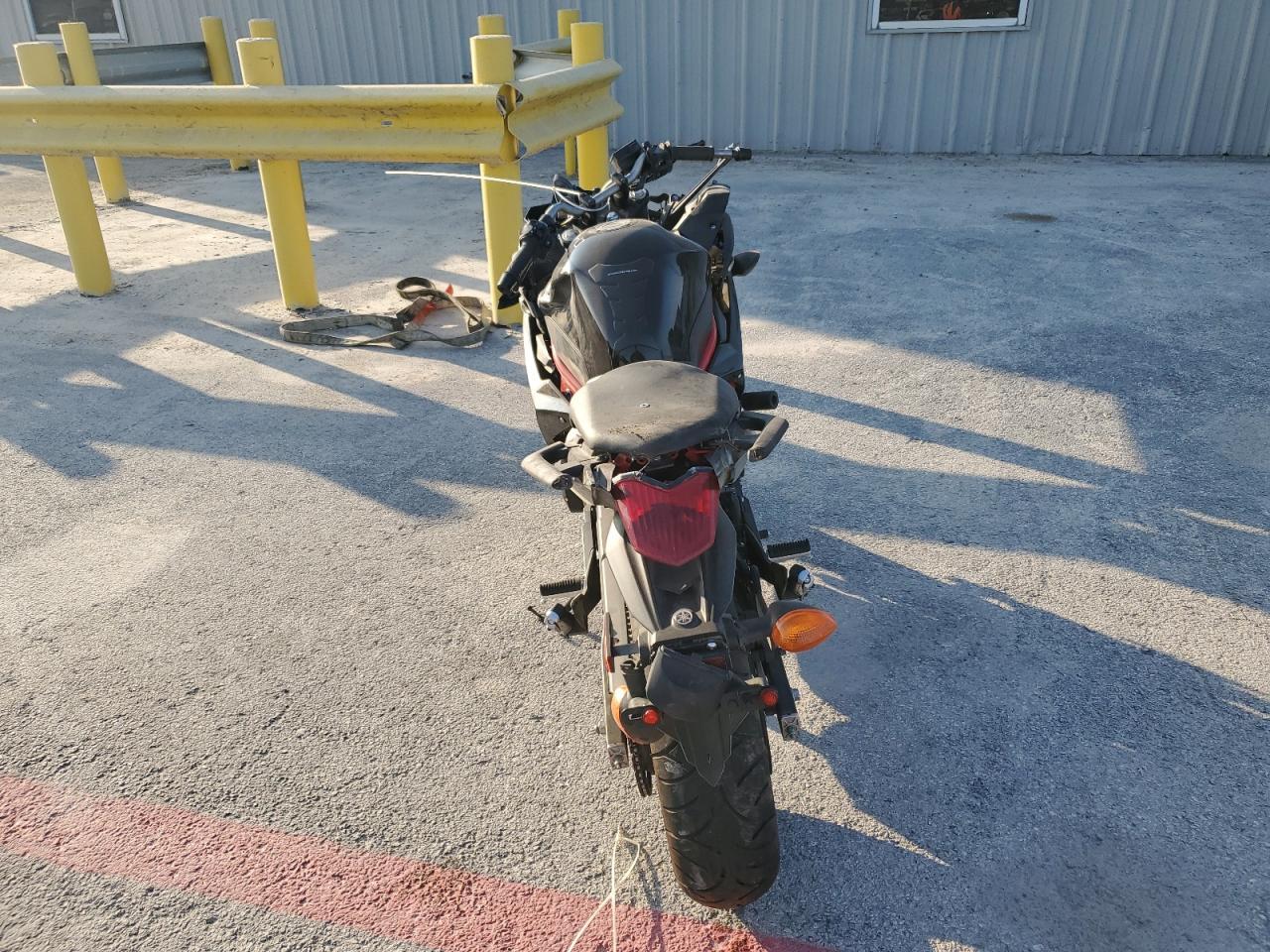 2016 Yama Fz6 - Image 4