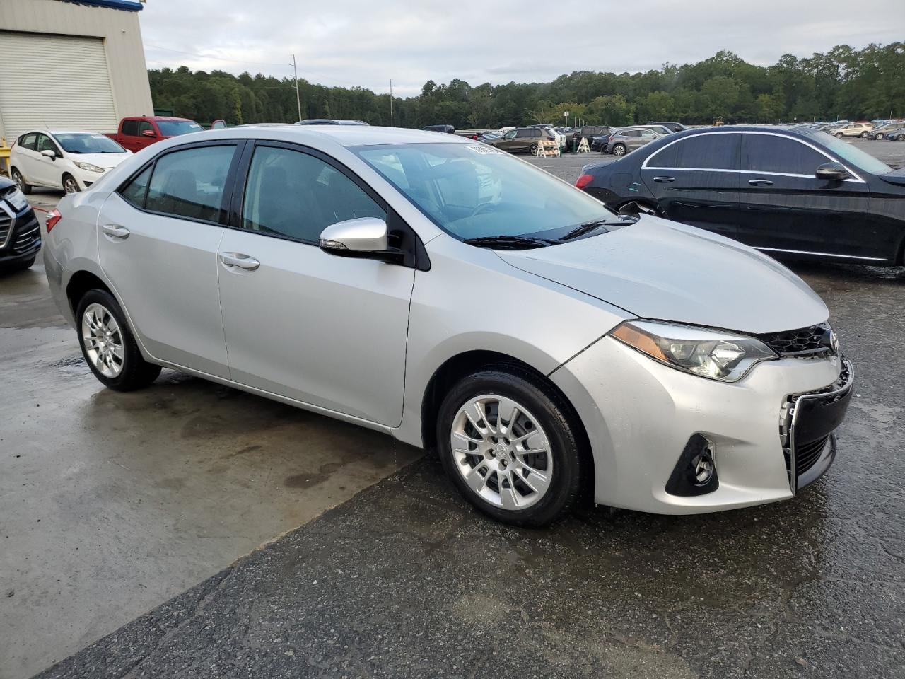 2015 Toyota Corolla L - Image 4