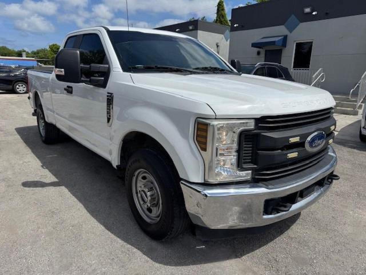 2019 Ford F250 Super Duty - Image 4