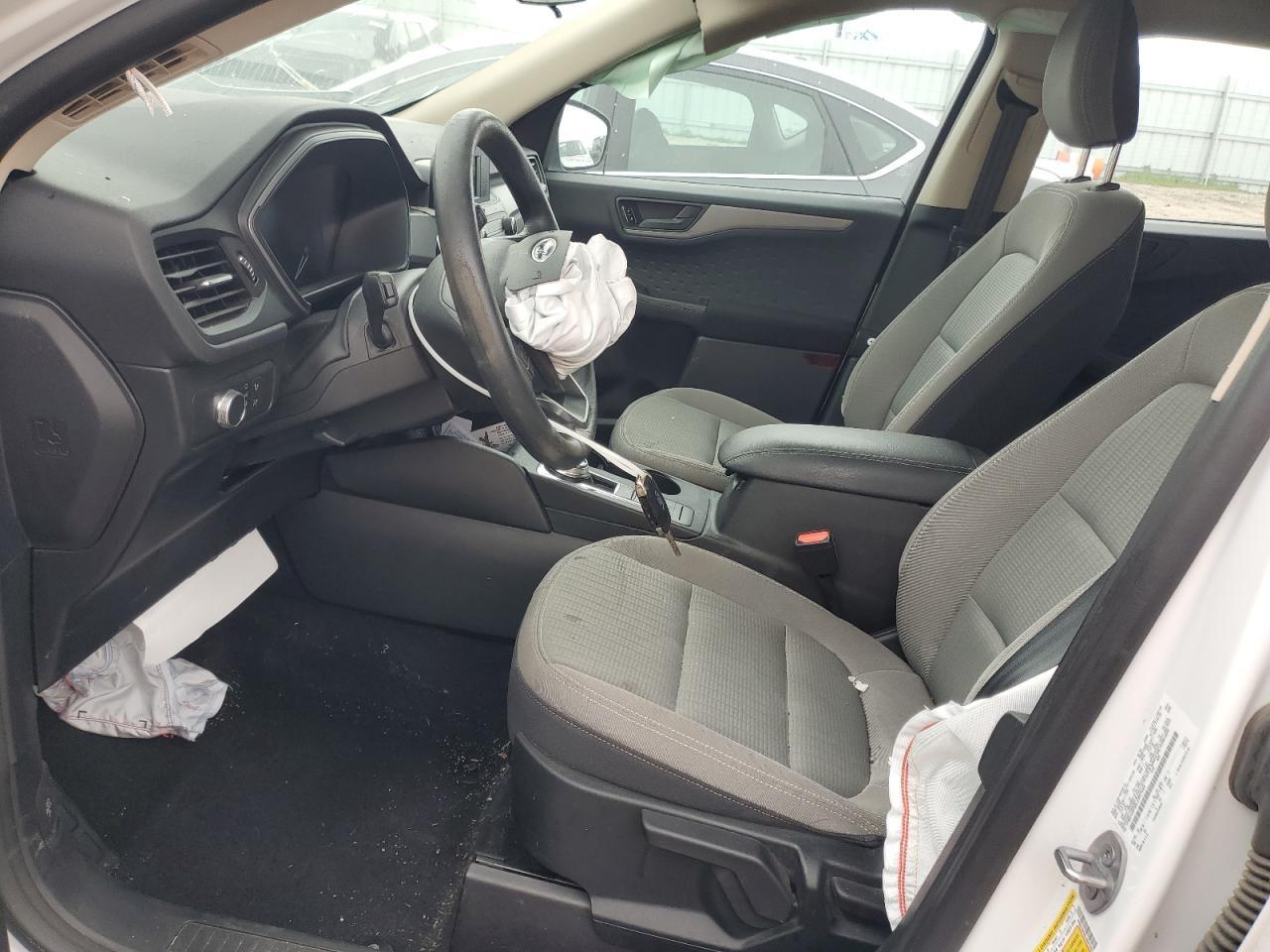 2020 Ford Escape S - Image 7