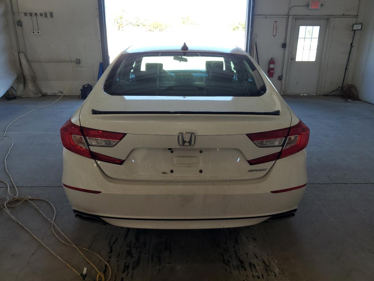 2022 Honda Accord Sport - Фото 6