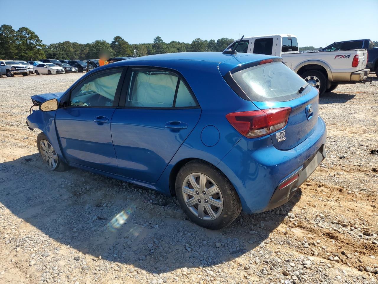 2021 Kia Rio S - Фото 2