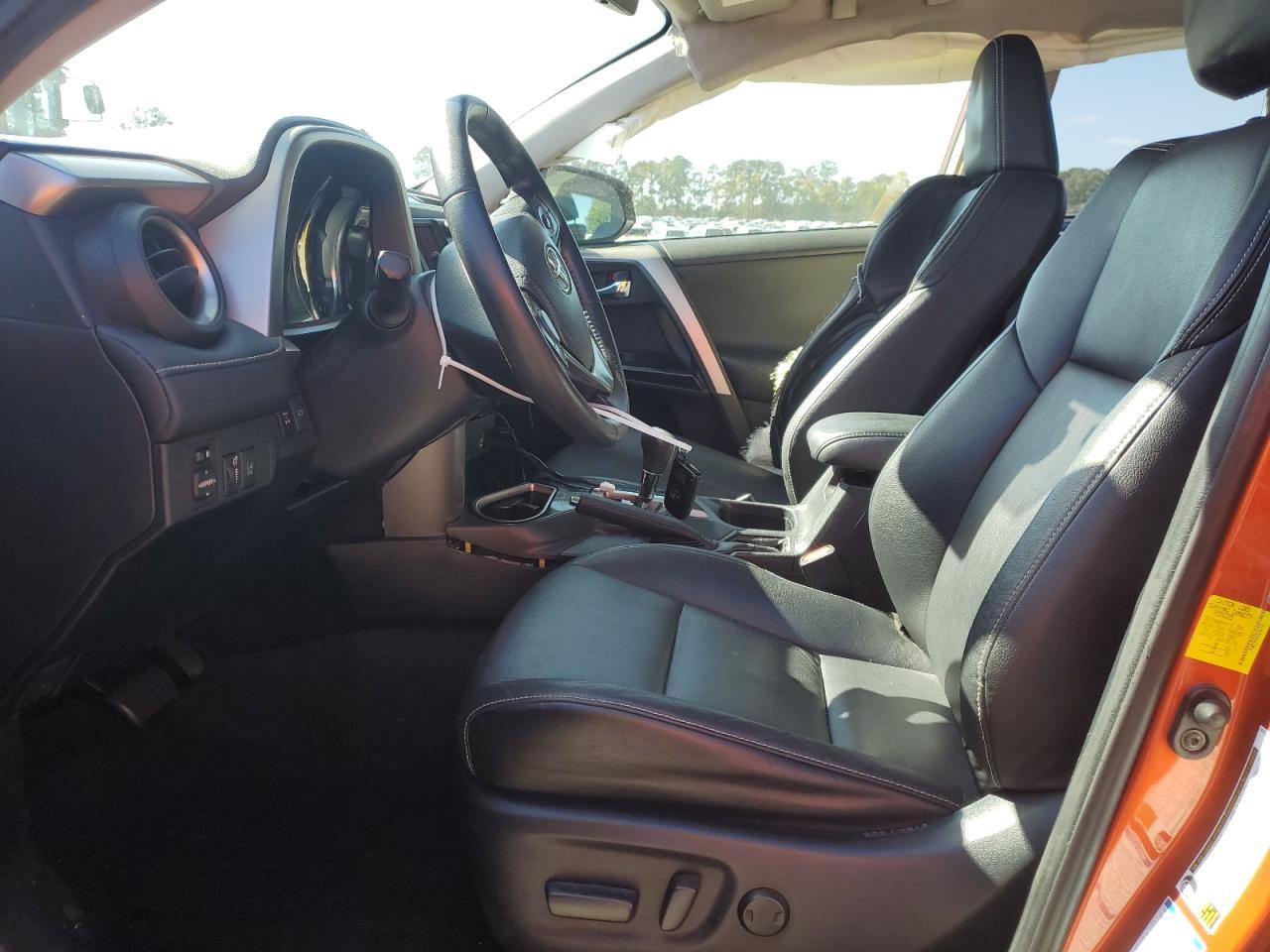 2016 Toyota Rav4 Limited - Image 7