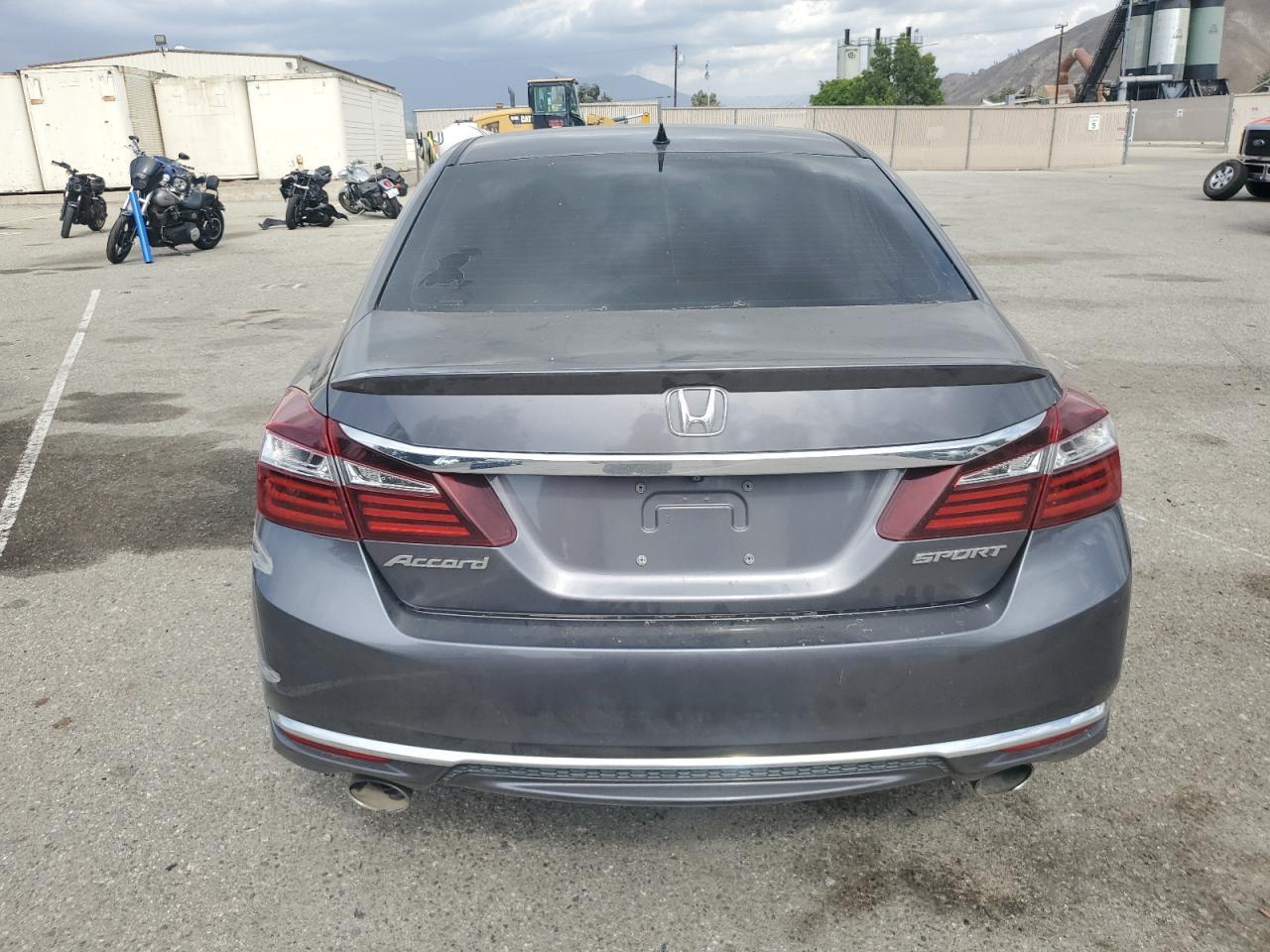 2017 Honda Accord Sport - Image 6