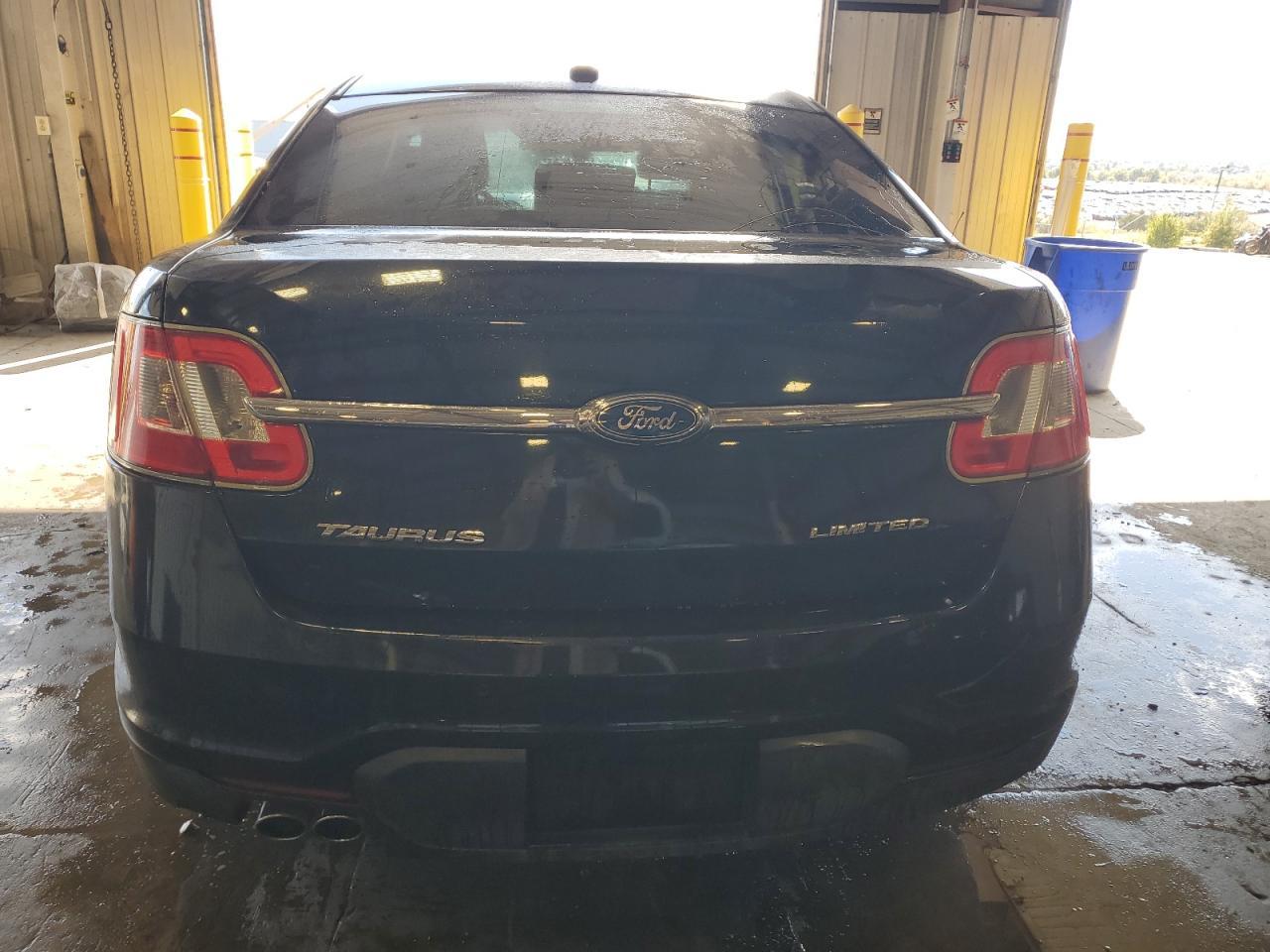 2011 Ford Taurus Limited - Фото 6