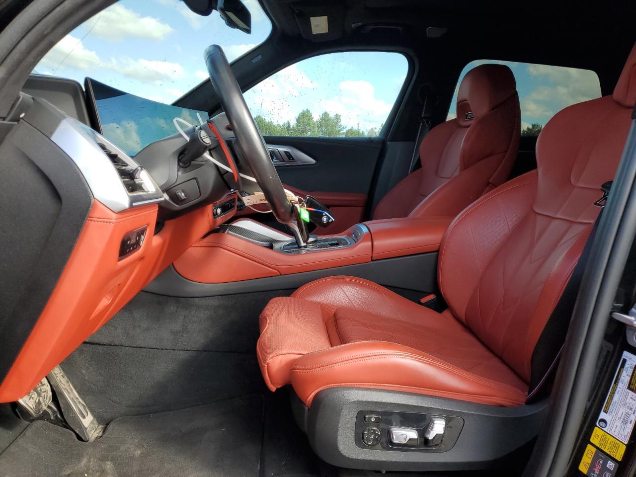 2023 BMW Xm - Image 7