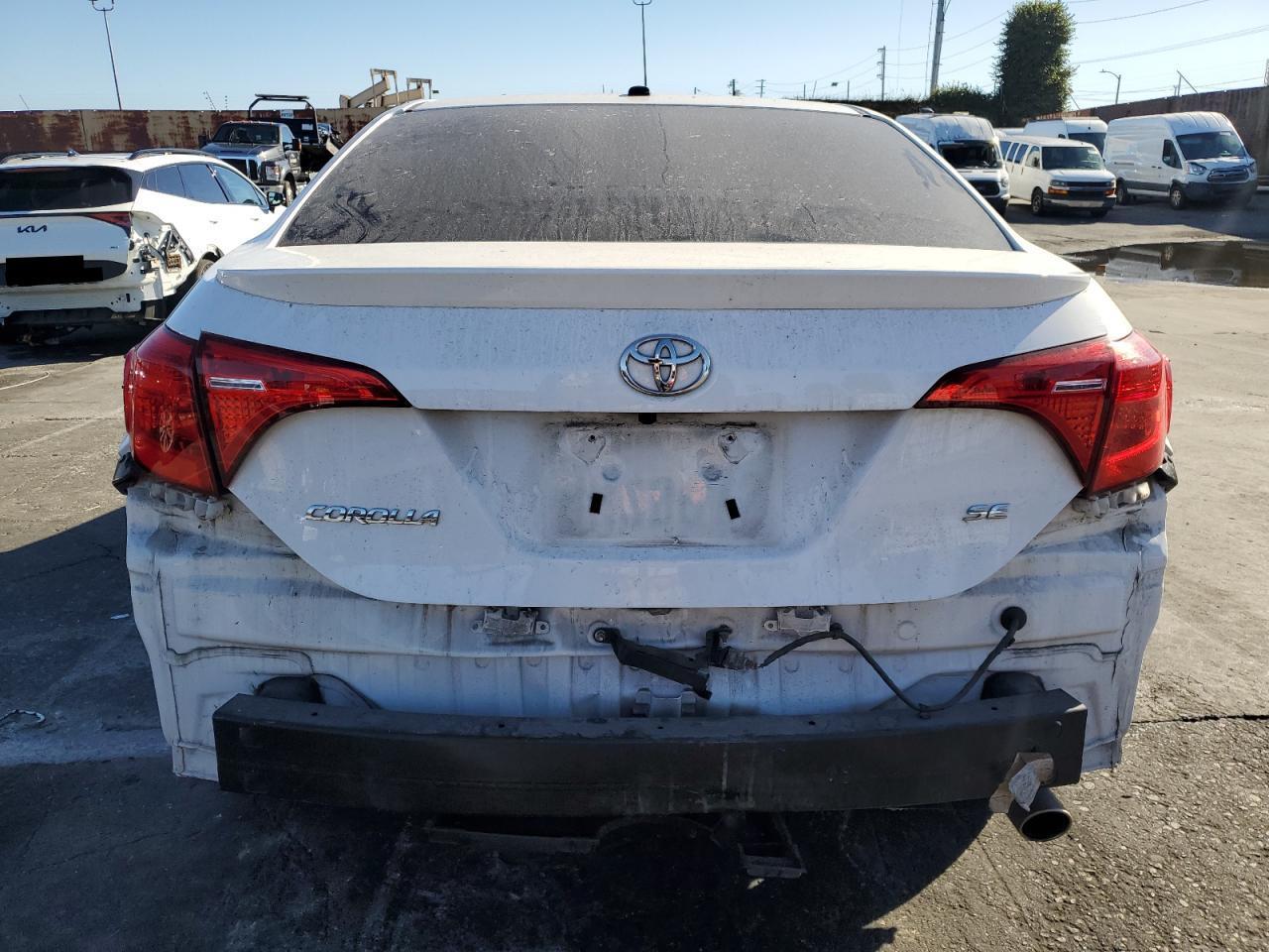 2019 Toyota Corolla L - Фото 6