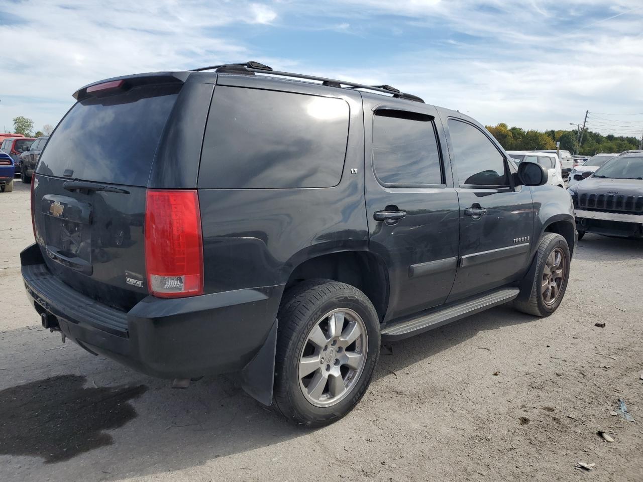 2007 Chevrolet Tahoe K1500 - Image 3