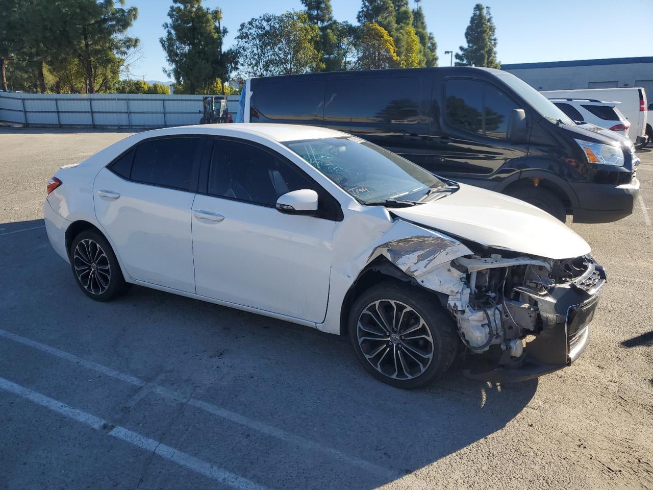 2015 Toyota Corolla L - Фото 4