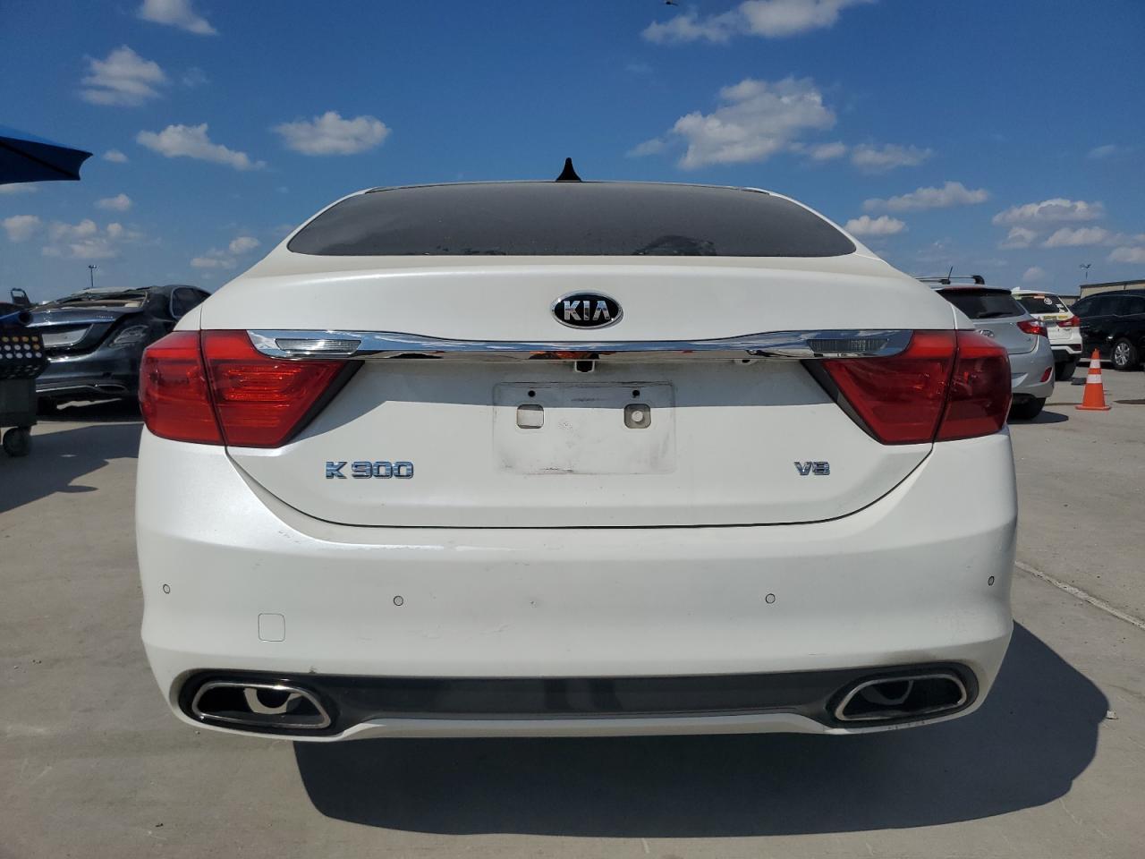 2015 Kia K900 - Image 6