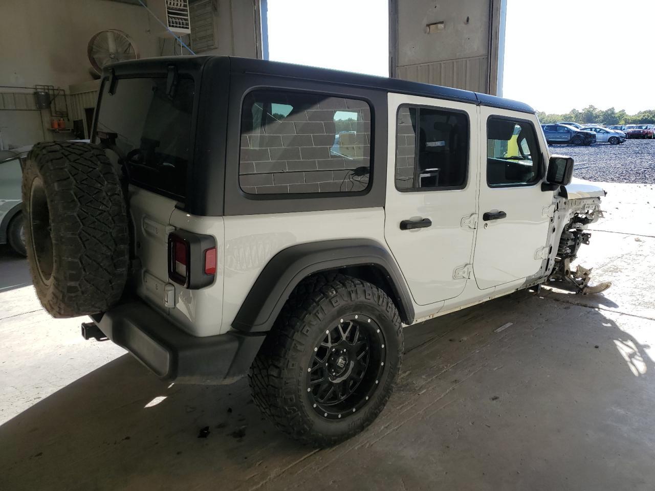 2022 Jeep Wrangler Unlimited Sport - Фото 3