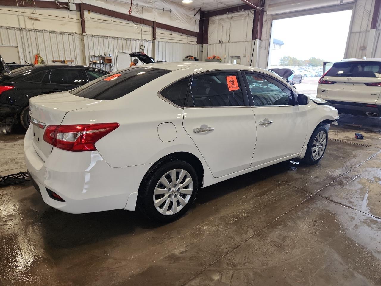 2019 Nissan Sentra S - Фото 3