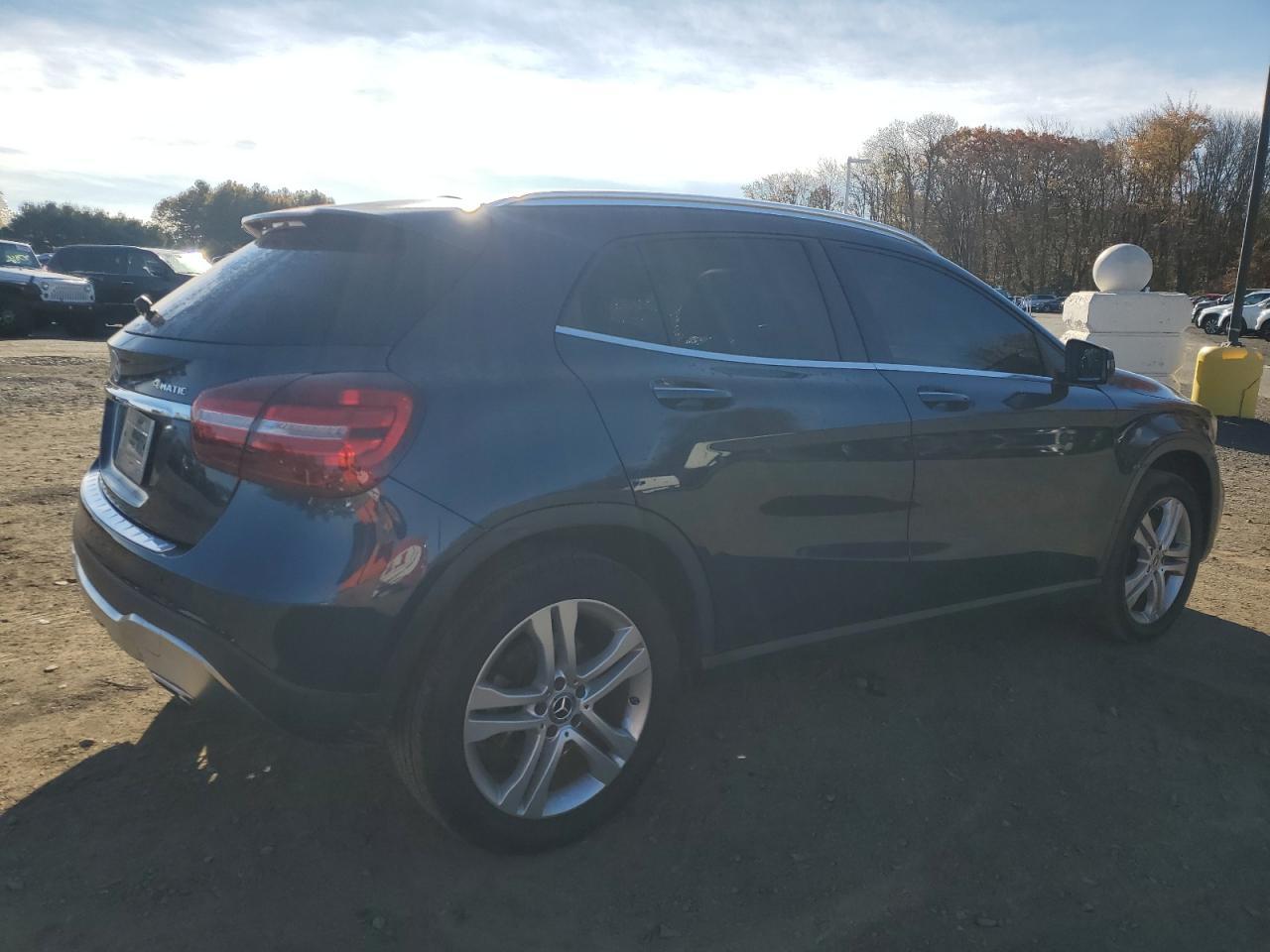 2020 Mercedes-Benz Gla 250 4Matic - Фото 3