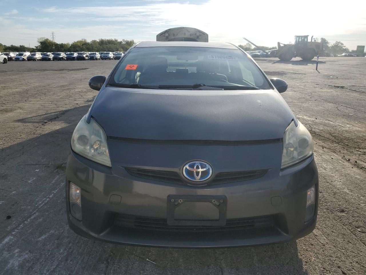 2011 Toyota Prius - Фото 5