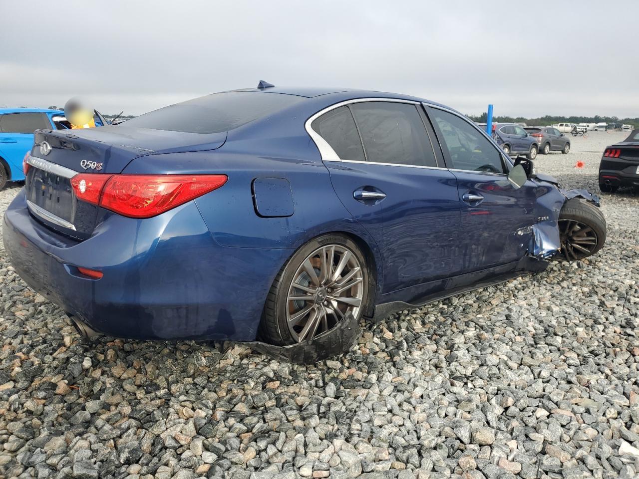 2016 Infiniti Q50 Red Sport 400 - Image 3