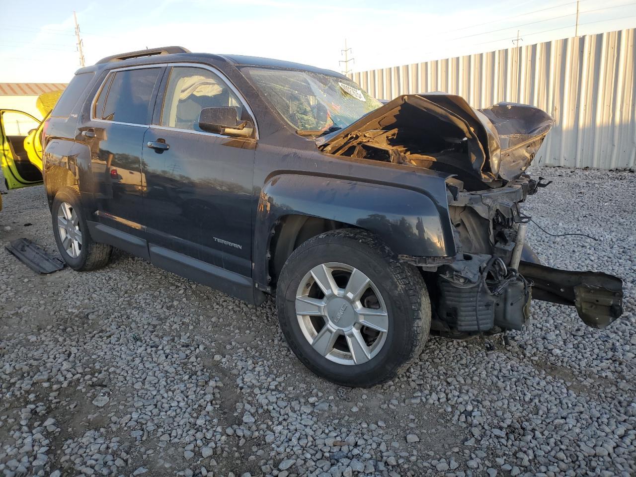 2013 GMC Terrain Sle - Image 4