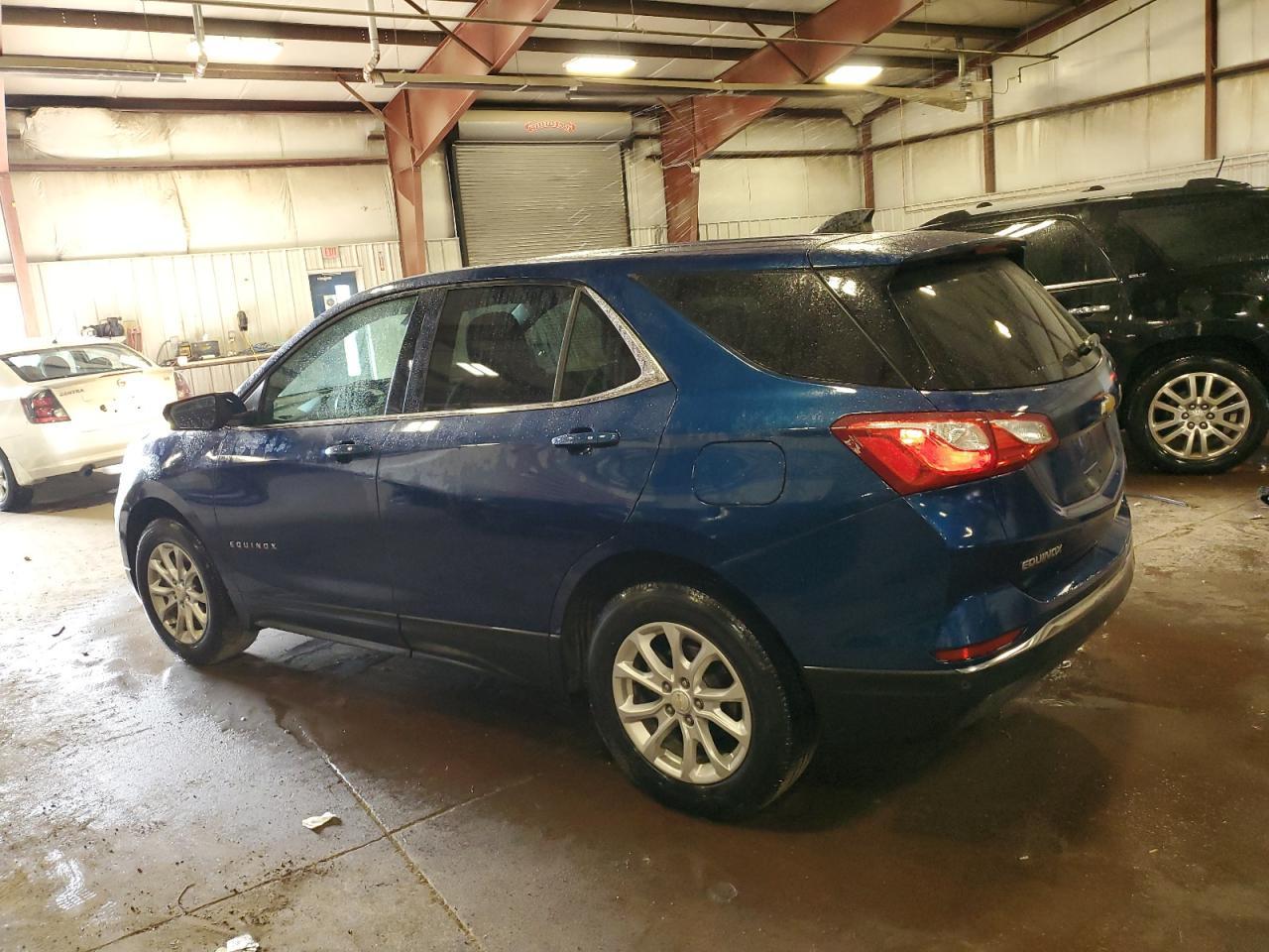 2019 Chevrolet Equinox Lt - Image 2