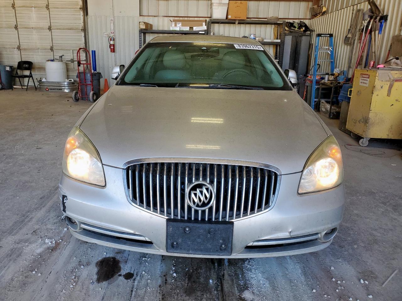 2011 Buick Lucerne Cxl - Image 5