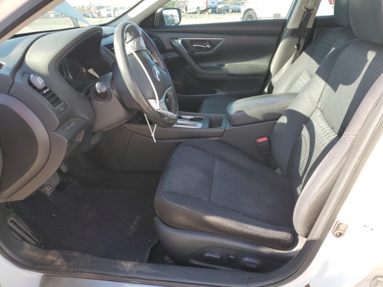 2016 Nissan Altima 2.5 - Image 7