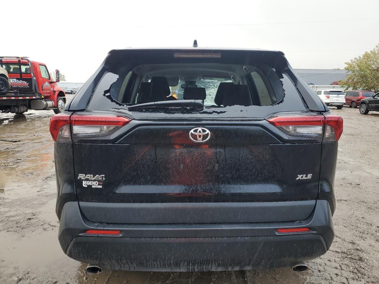 2023 Toyota Rav4 Xle - Image 6