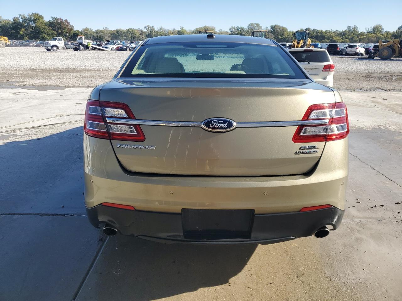 2013 Ford Taurus Sel - Image 6