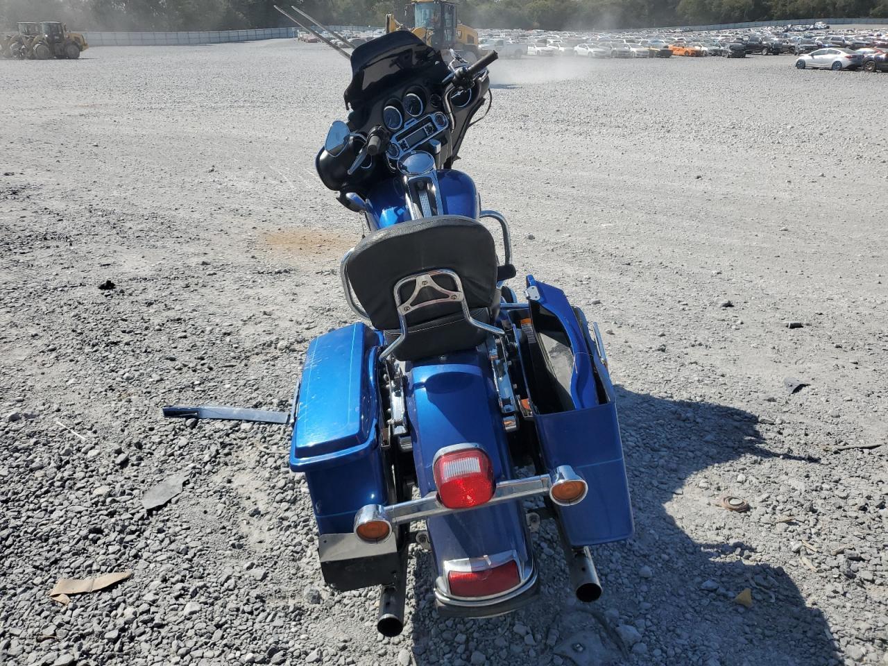 2009 Harley-Davidson Flhtcu - Фото 4