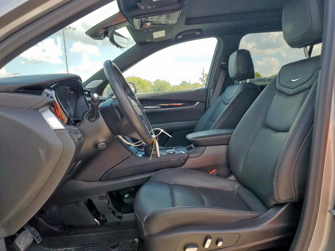 2024 Cadillac Xt6 Premium Luxury - Image 7