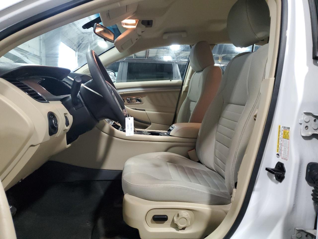 2015 Ford Taurus Se - Фото 7