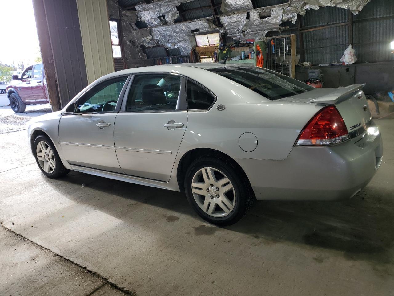 2009 Chevrolet Impala 1Lt - Фото 2