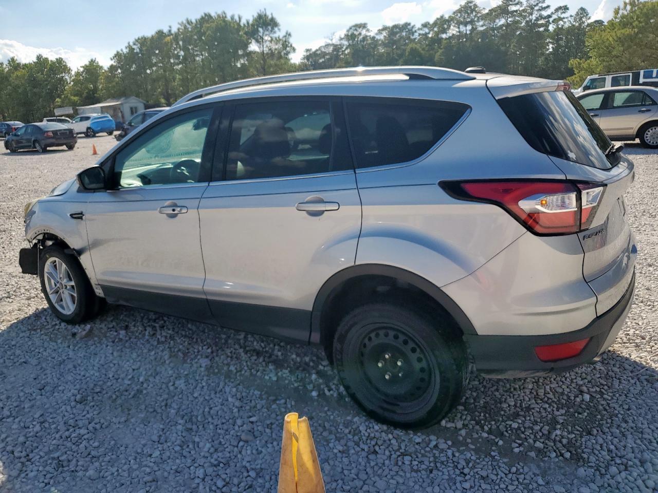 2017 Ford Escape Titanium - Image 2