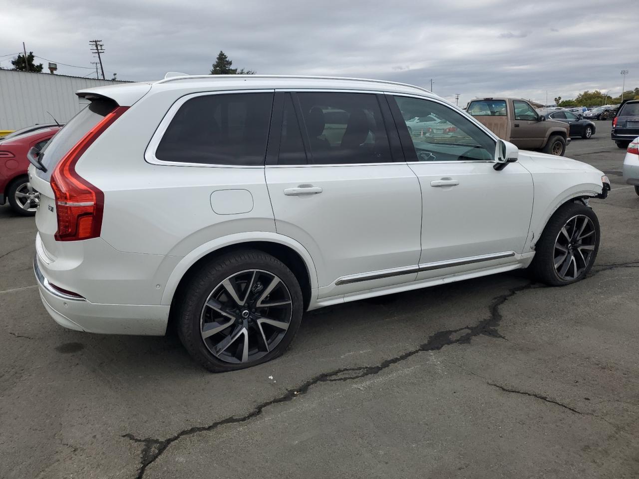 2023 Volvo Xc90 Plus - Фото 3