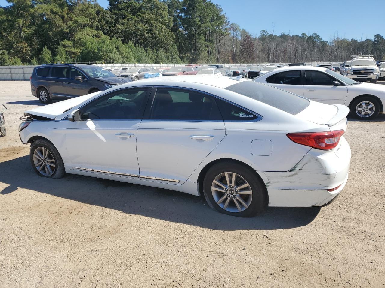 2016 Hyundai Sonata Se - Фото 2