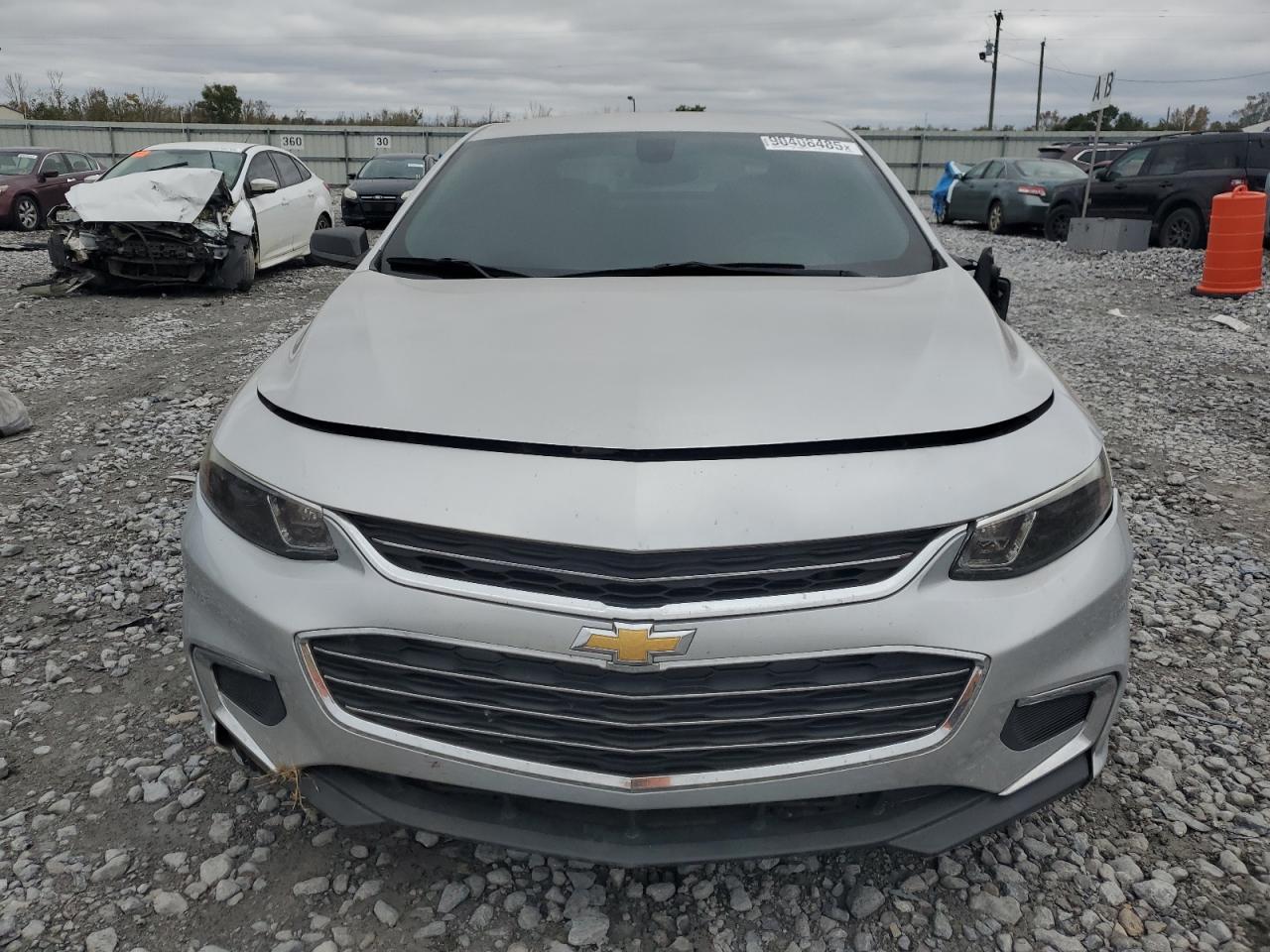 2017 Chevrolet Malibu Ls - Фото 5