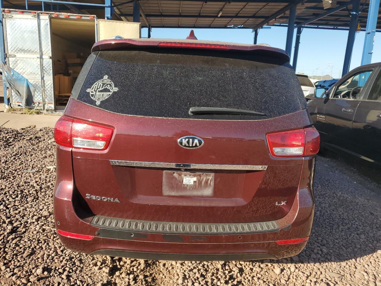 2017 Kia Sedona Lx - Image 6