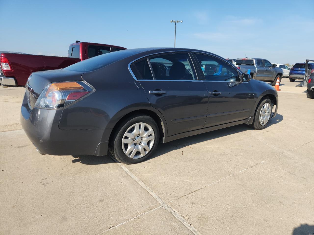 2009 Nissan Altima 2.5 - Image 3