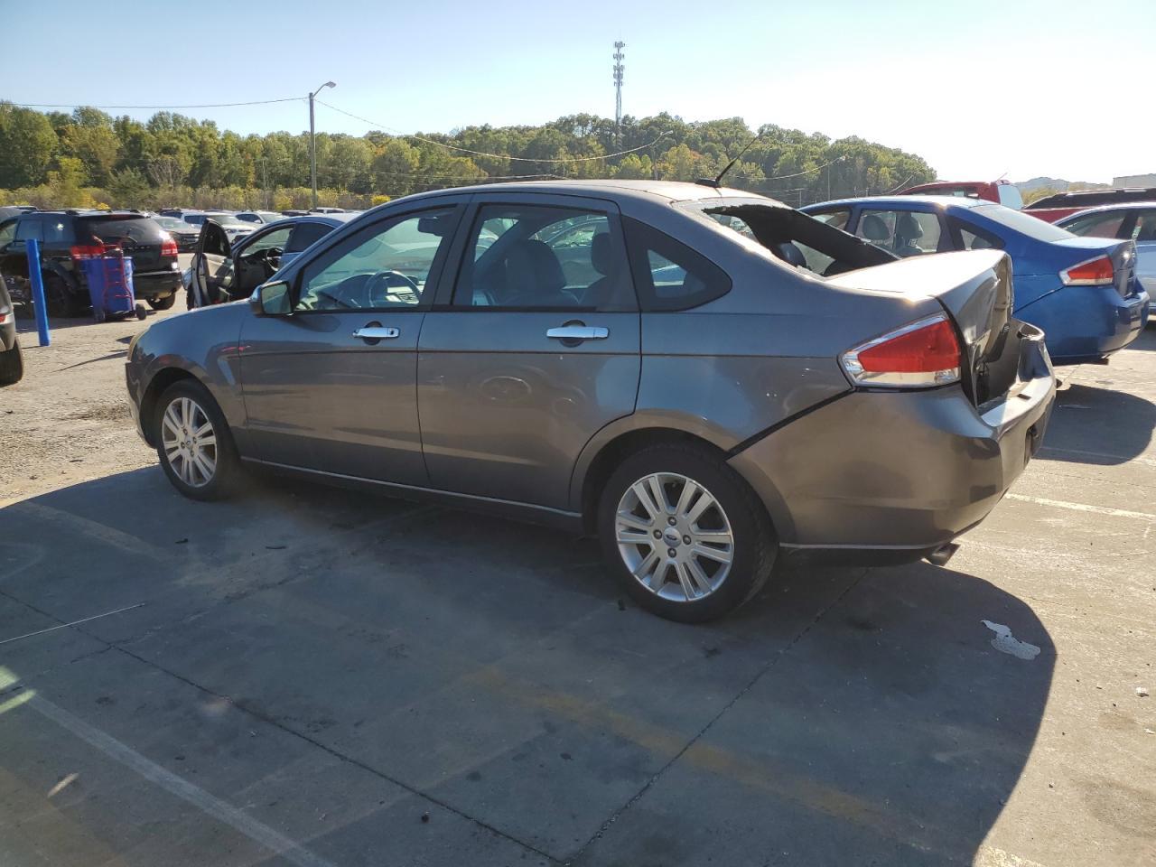 2011 Ford Focus Sel - Фото 2