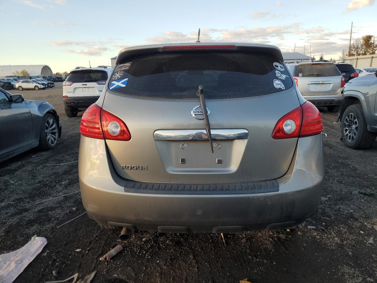 2013 Nissan Rogue S - Image 6