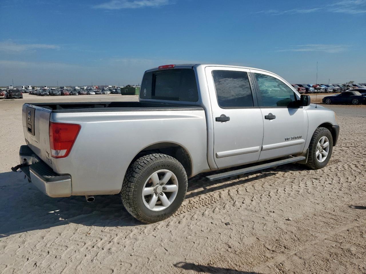 2008 Nissan Titan Xe - Фото 3