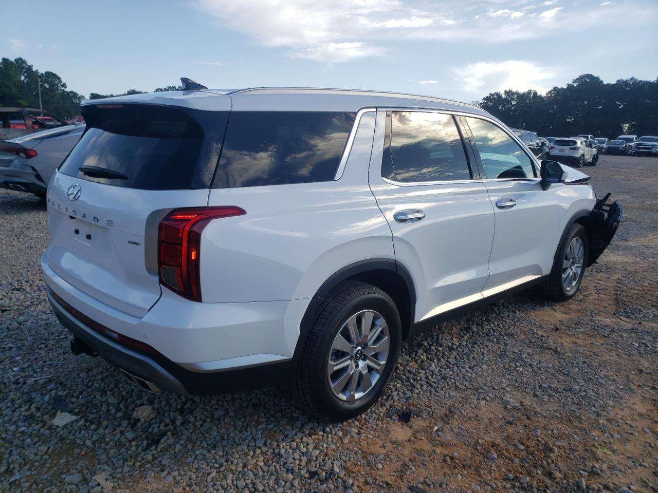 2025 Hyundai Palisade Sel - Image 3