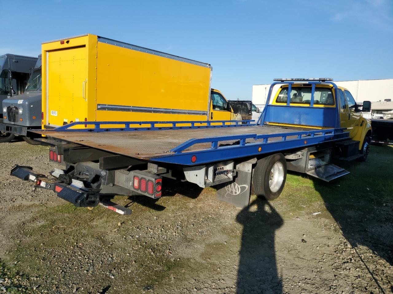 2019 Ford F650 Super - Image 3