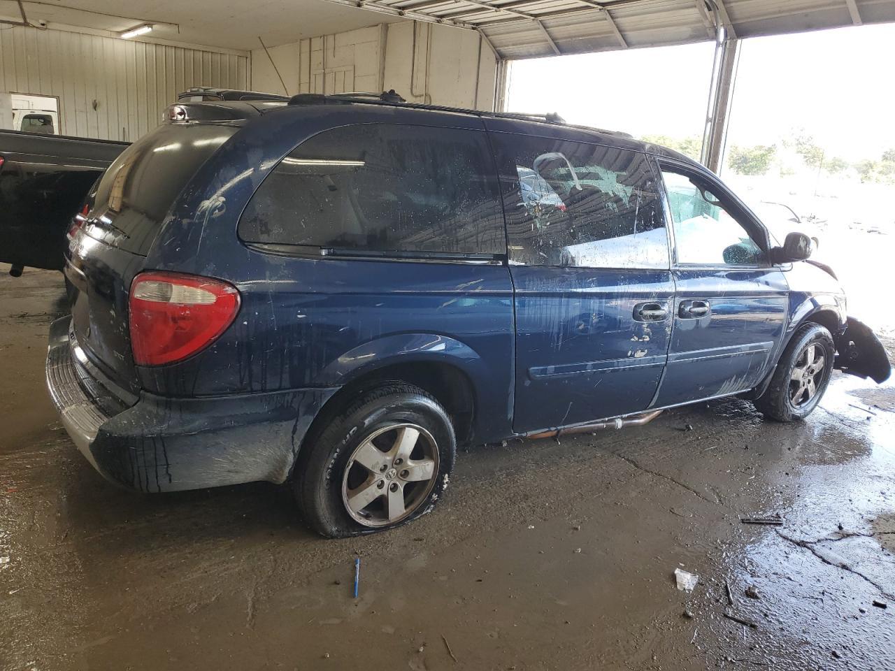 2005 Dodge Grand Caravan Sxt - Фото 3