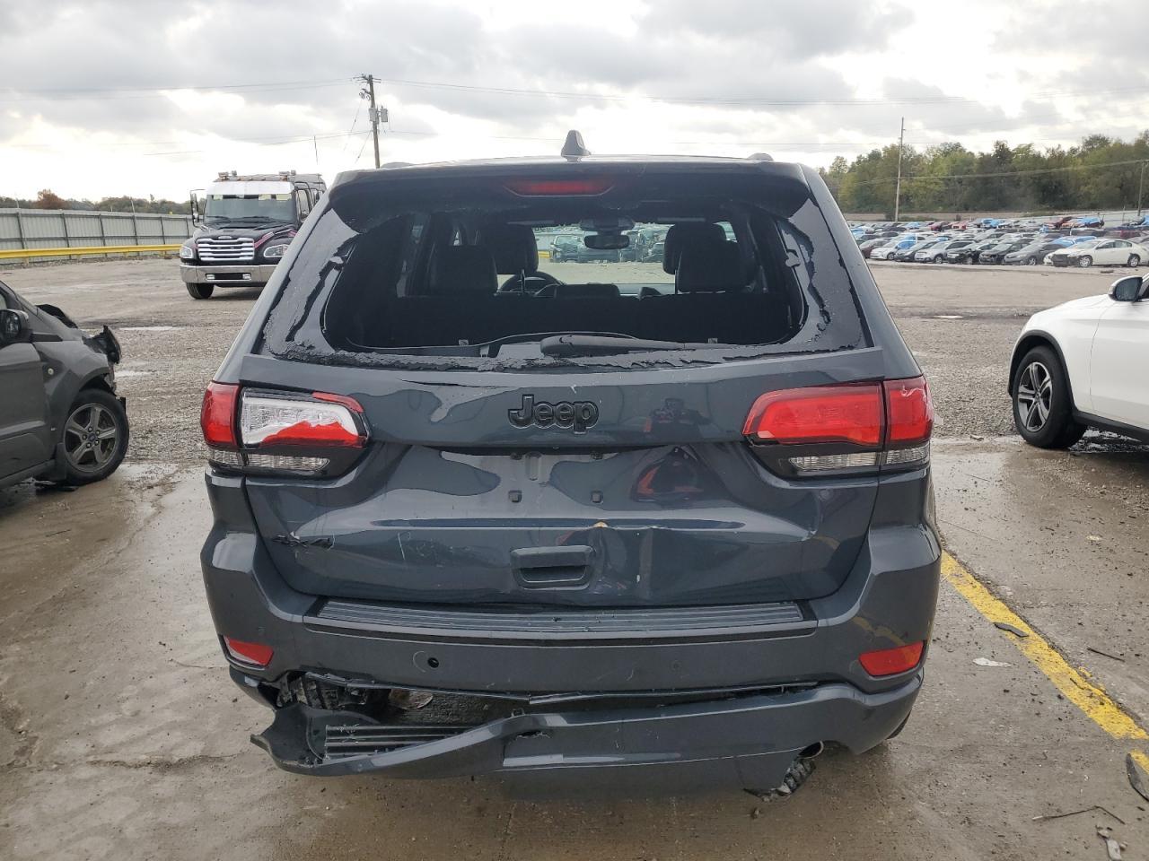 2018 Jeep Grand Cherokee Laredo - Фото 6