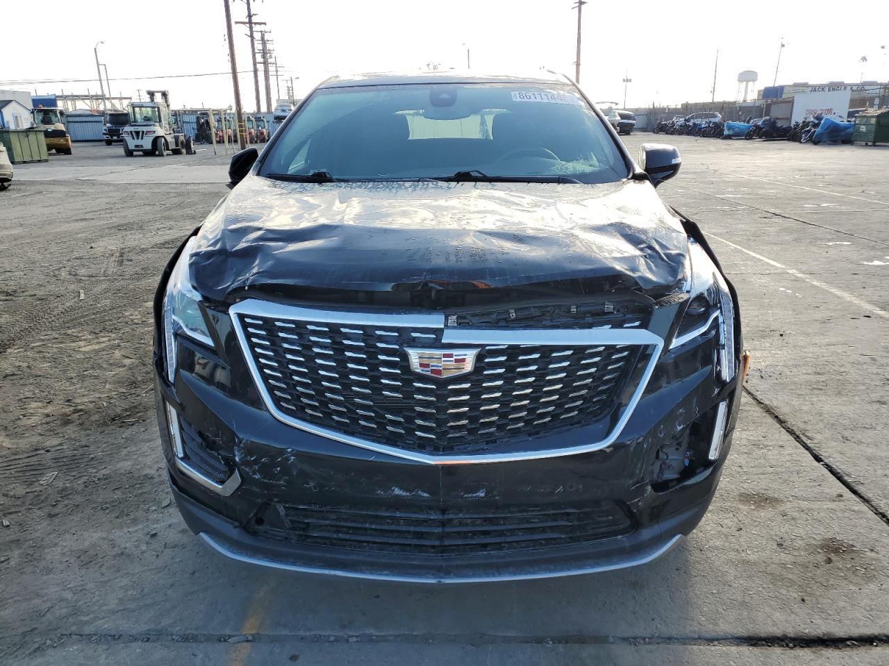 2023 Cadillac Xt5 Premium Luxury - Image 5