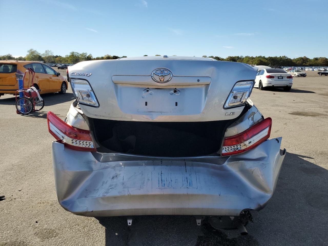 2010 Toyota Camry Base - Image 6